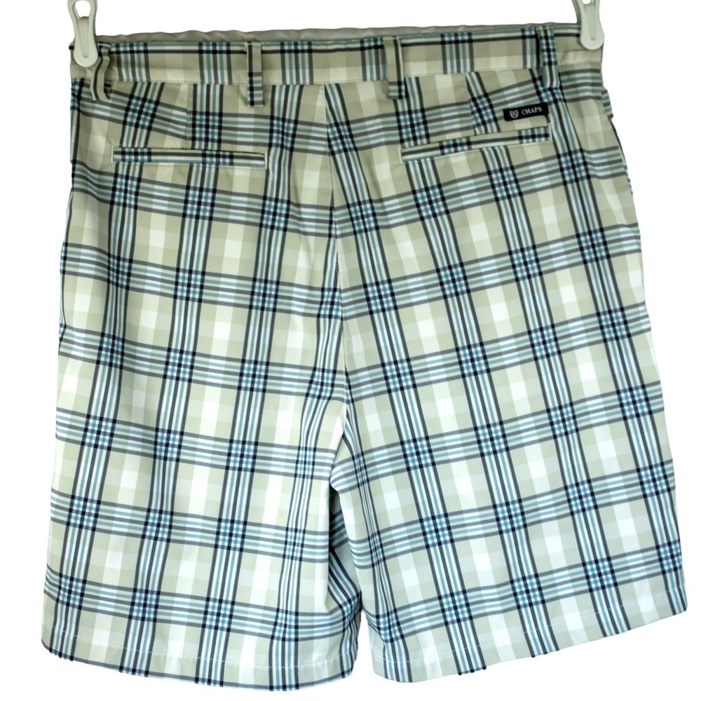 Chaps Men’s Plaid Flat Front Shorts Size 36 - Picture 2 of 9